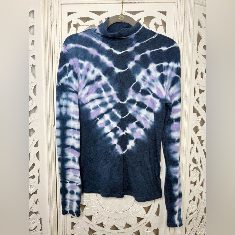 We The Free Navy Blue & Lavender Tie-Dye Long Sleeve Tee
